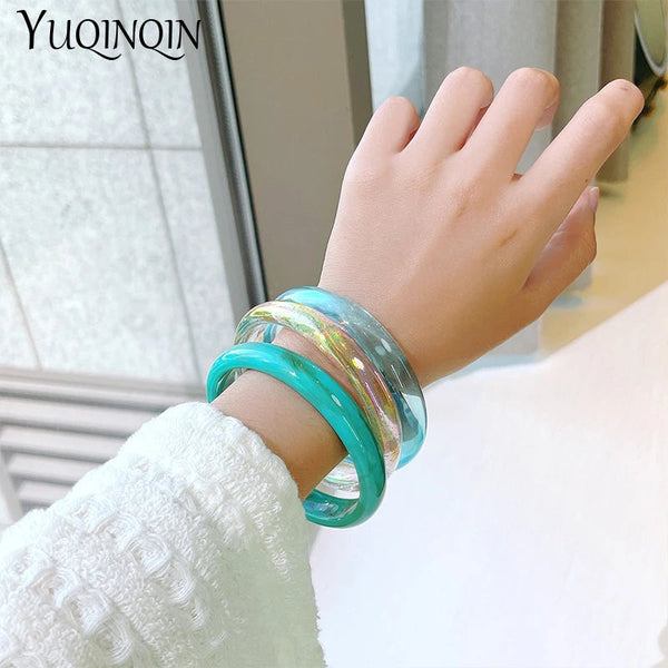 Vintage Charm Bangle Set